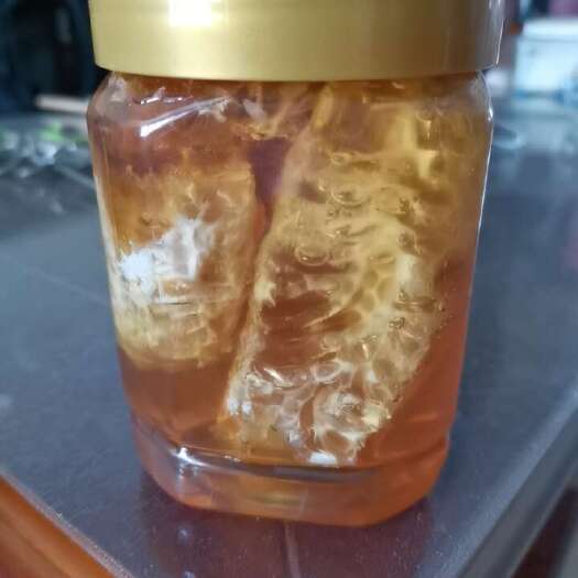 南宁农村土蜂蜜，无喂养，自然产蜜，产量不多，有追求好蜂蜜的可私信