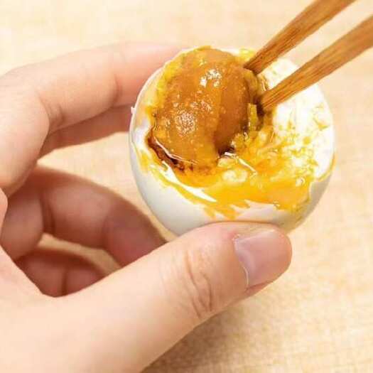 高邮市高邮真空咸鸭蛋批发，起沙流油，口齿留香，独立包装，打开即食