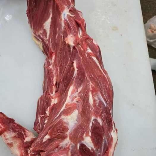 大厂县满肉牛脖骨，带肉脖子骨