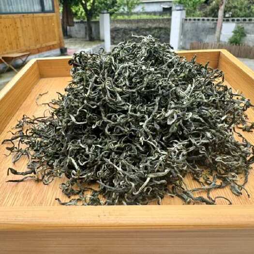 吉首市2025年湘西黄金茶绿茶，纯手工采摘，一芽一叶，雨前茶，香浓