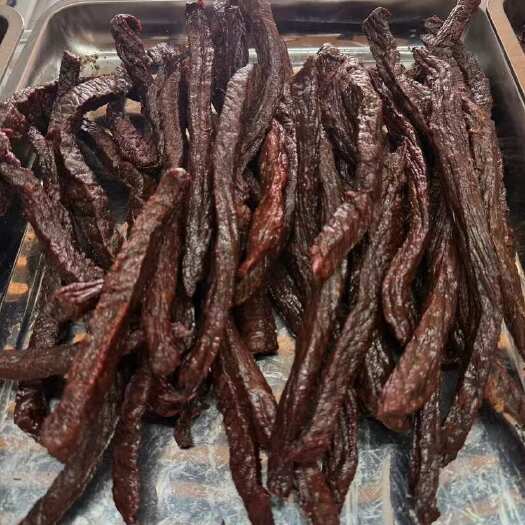 开鲁县内蒙古特产碳烤牛肉干！纯手工制作，非油炸！欢迎选购