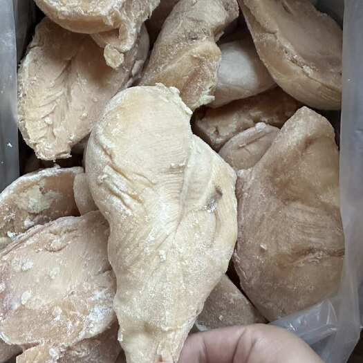 成都六和精修单冻大胸，六和工厂，产品价格保持上涨，需要的联系