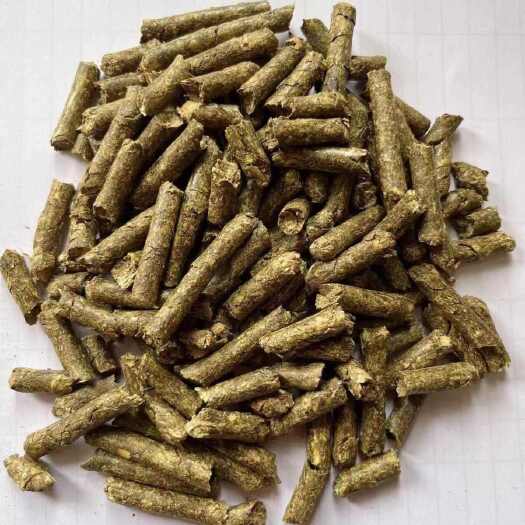 花生秧颗粒饲料牛羊马兔猪驴用花生秧草颗粒熟化颗粒纯花生秧颗粒