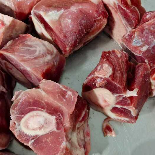 临沂腿骨块，一个6两左右，带肉超多