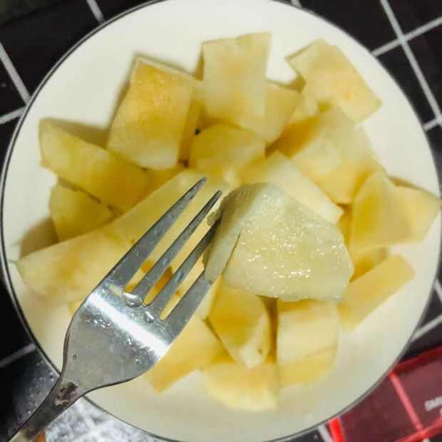 云南雪莲果黄心新鲜根茎蔬菜产地直发10斤批发价一整箱包邮