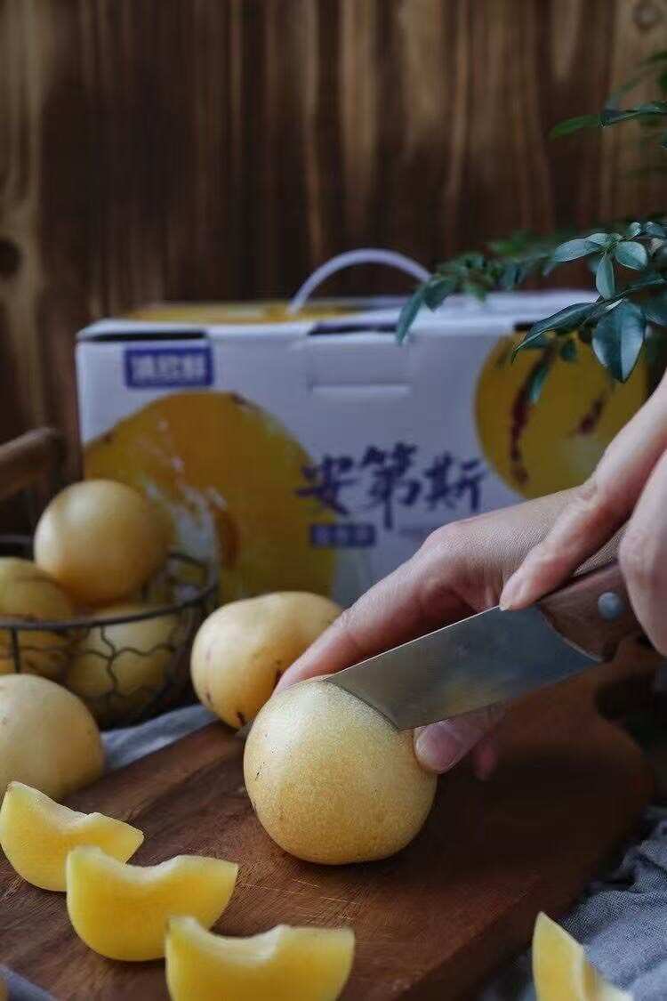 2025云南石林人生果以上市，对接全国资源，客商前来合作