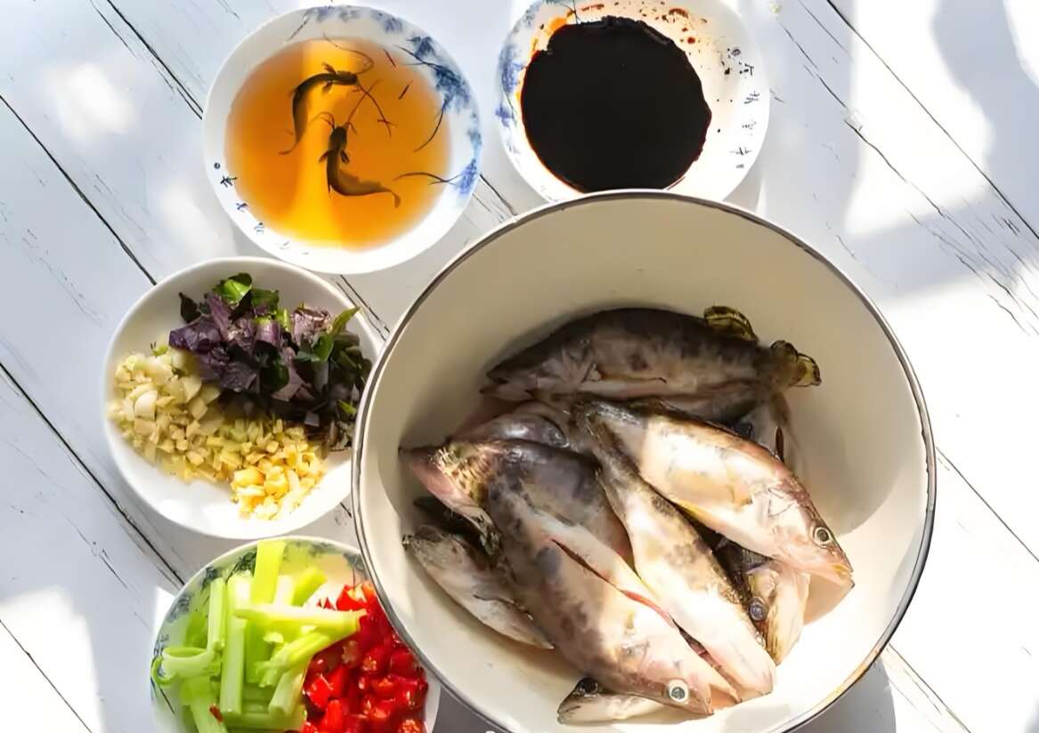 ＜徽贡>臭鳜鱼仔低盐腌制非遗品牌