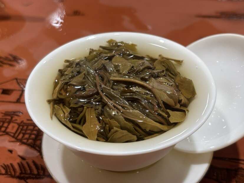 刮风寨古树生普：独特的山野气韵蜜香底蕴和穿透力强的茶汤质感