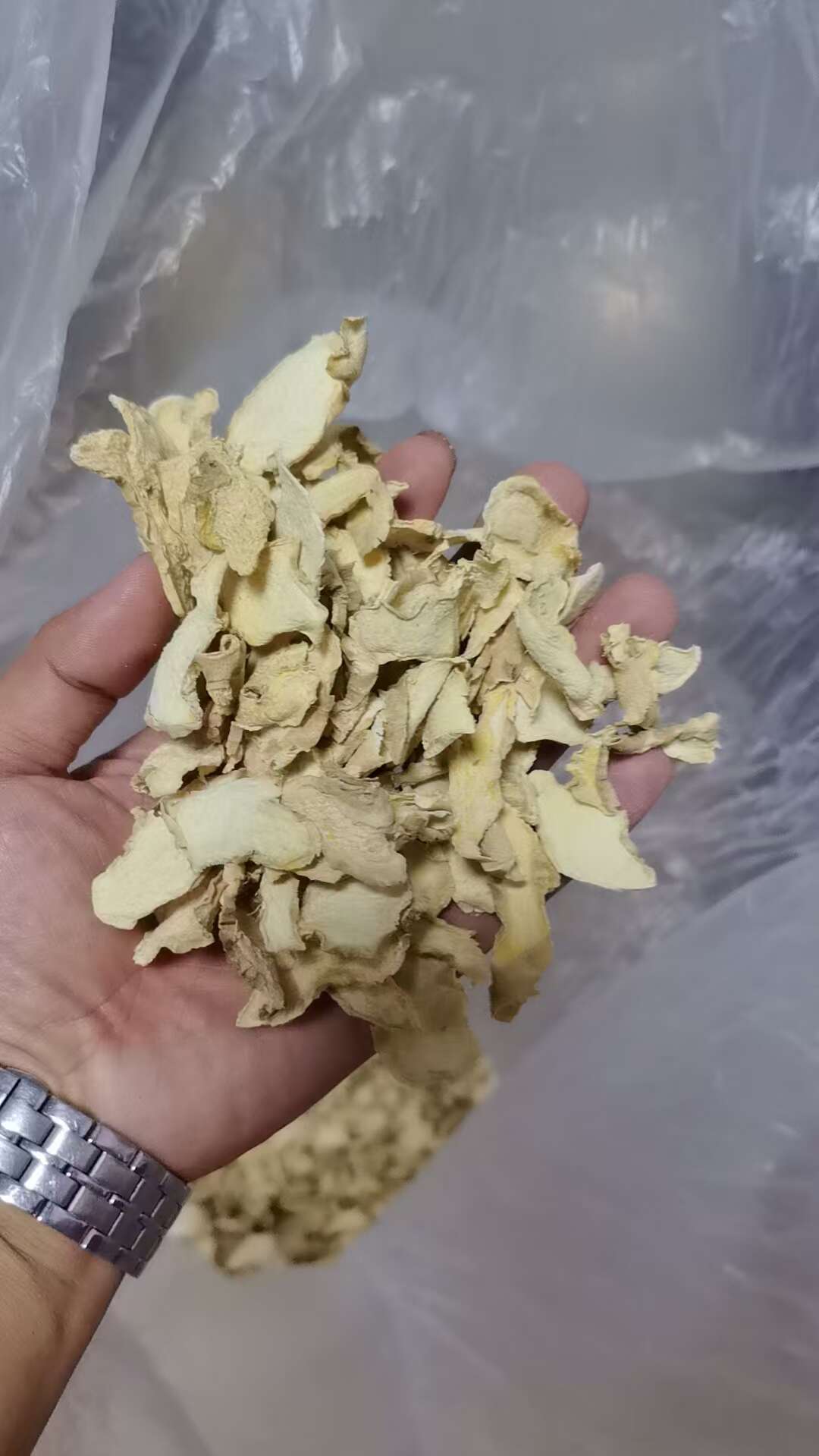 云南小黄姜无硫姜片。