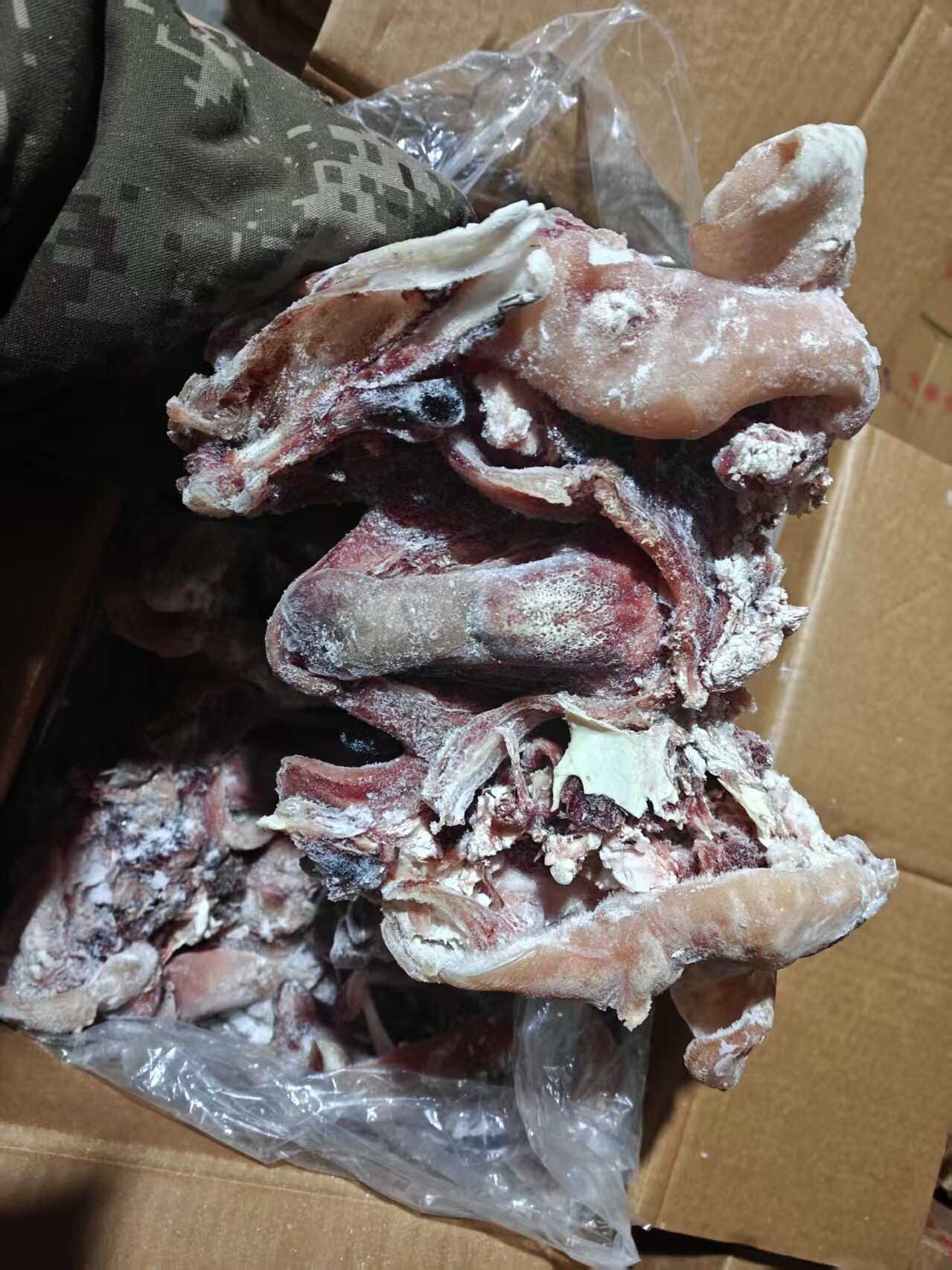 去骨熟羊脸