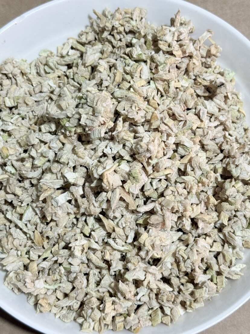 萝卜粒直发新鲜萝卜 根茎类蔬菜批发