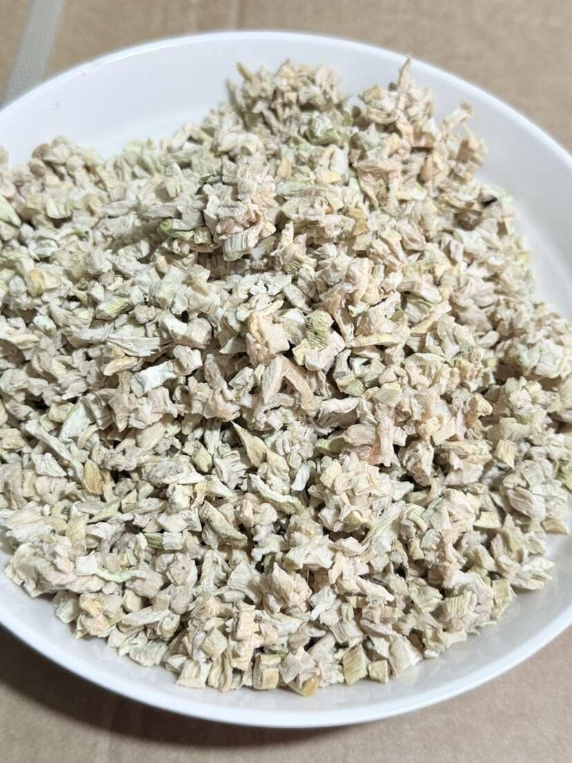 萝卜粒直发新鲜萝卜 根茎类蔬菜批发