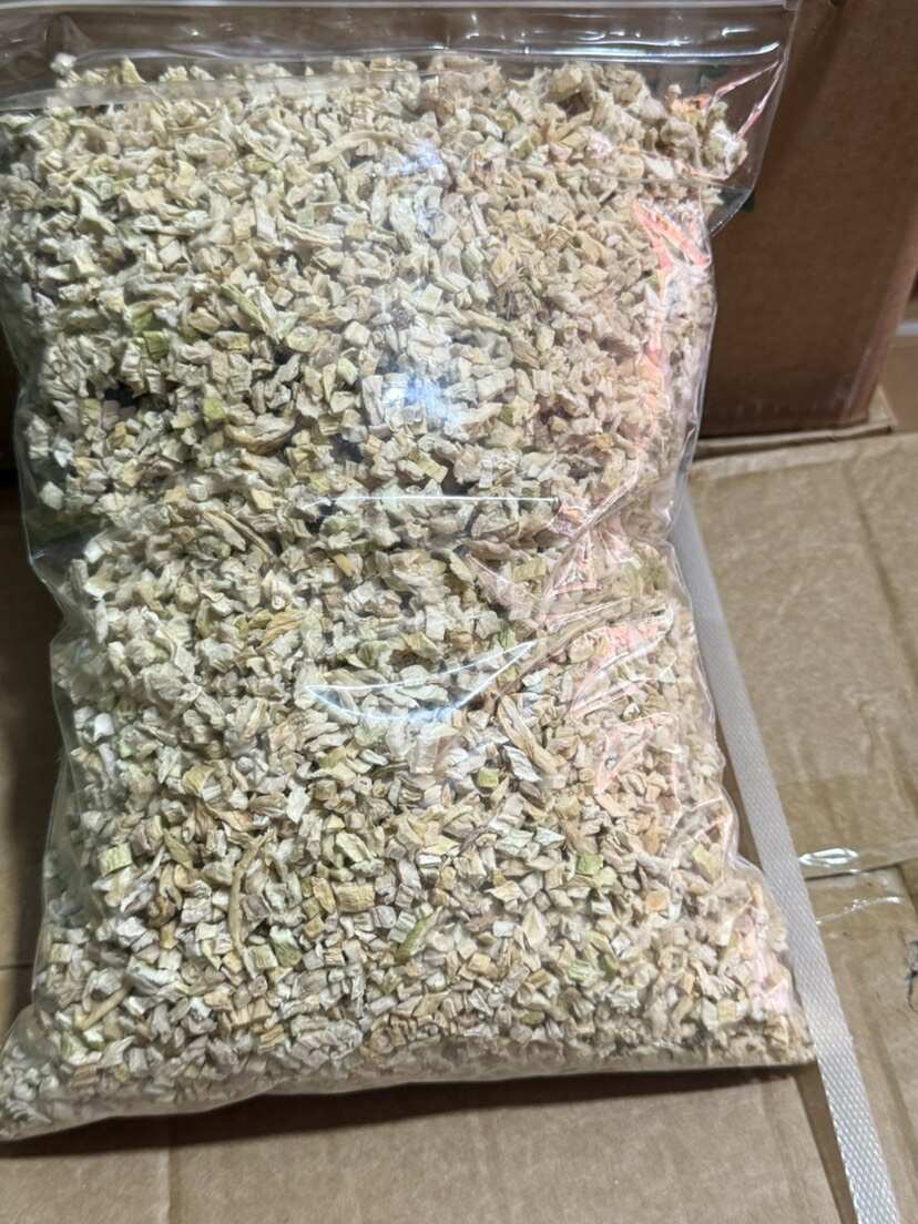 萝卜粒直发新鲜萝卜 根茎类蔬菜批发
