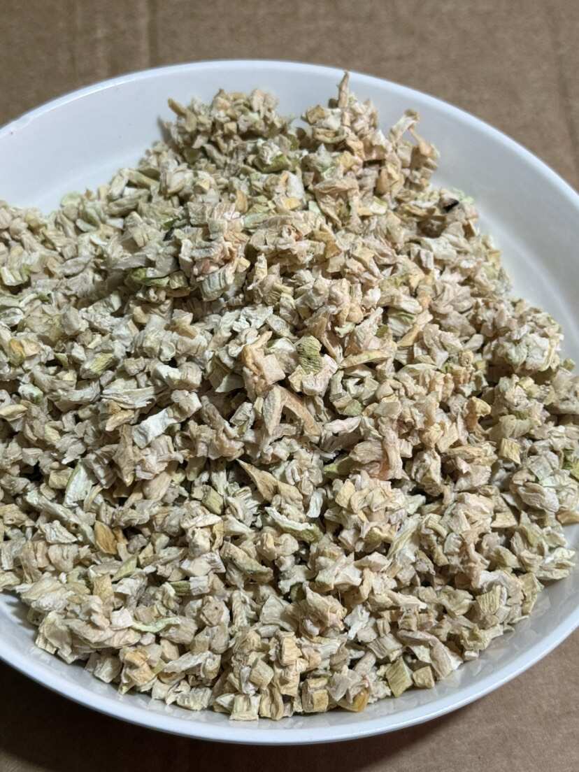 萝卜粒直发新鲜萝卜 根茎类蔬菜批发