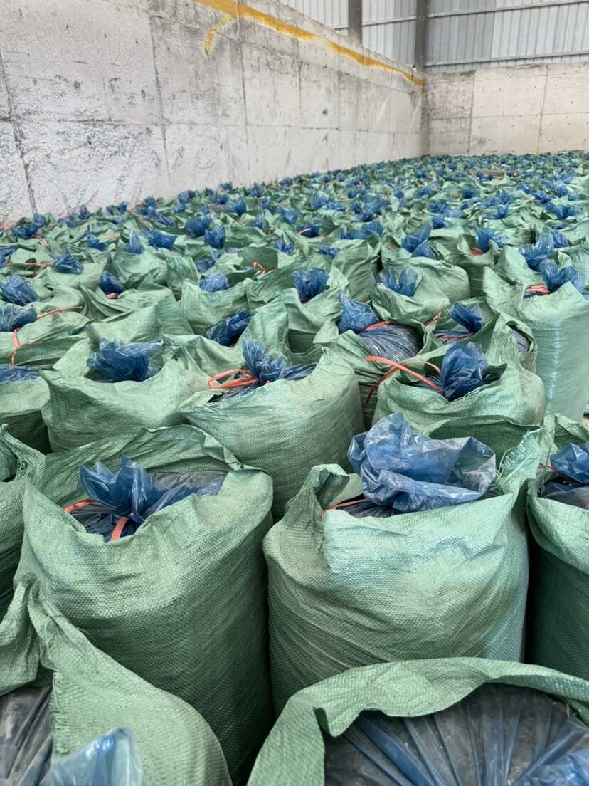 湖北黄贮牛羊马用秸秆饲料玉米秸秆整车发货可开票