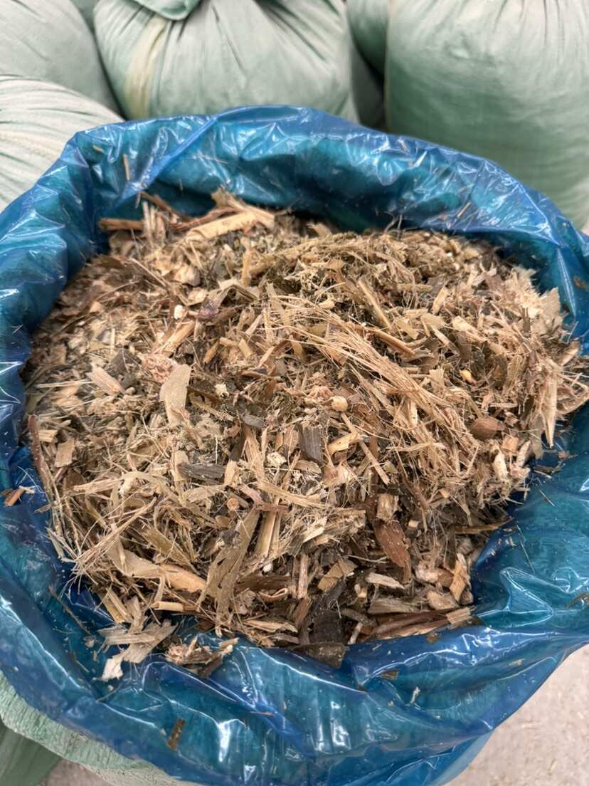 湖北黄贮牛羊马用秸秆饲料玉米秸秆整车发货可开票