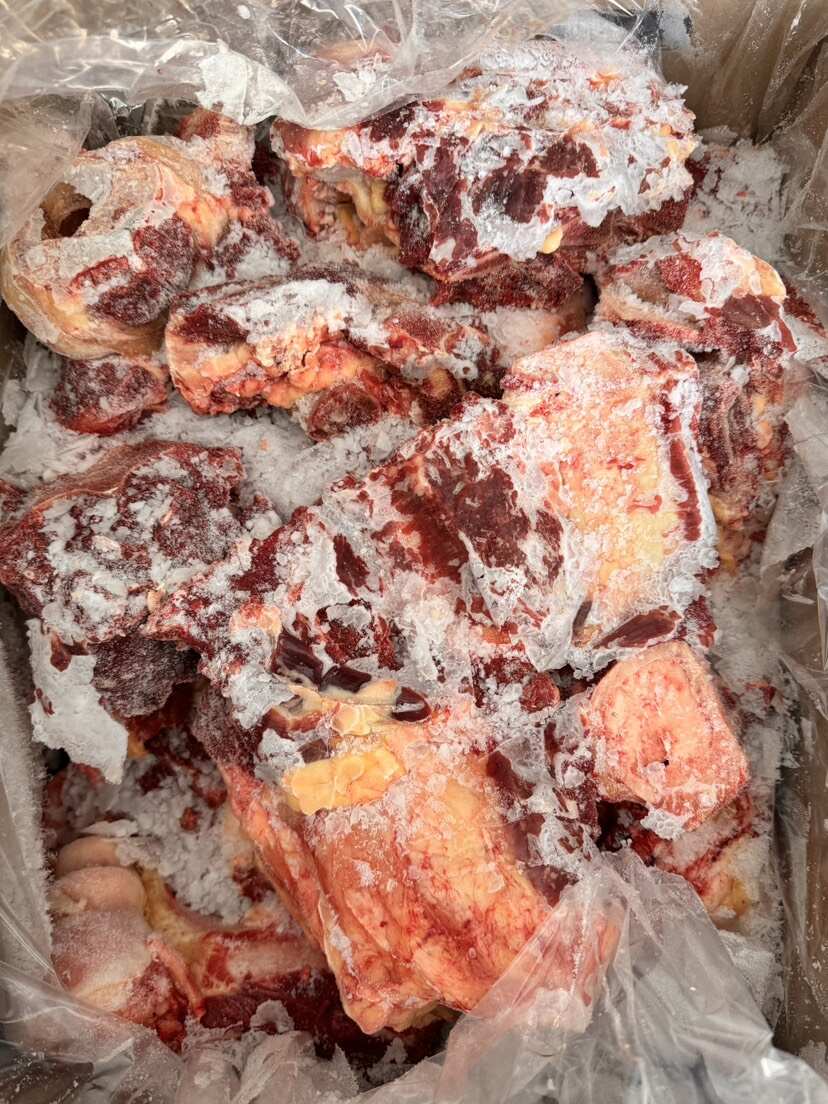 草地牛手把肉（全牛骨）