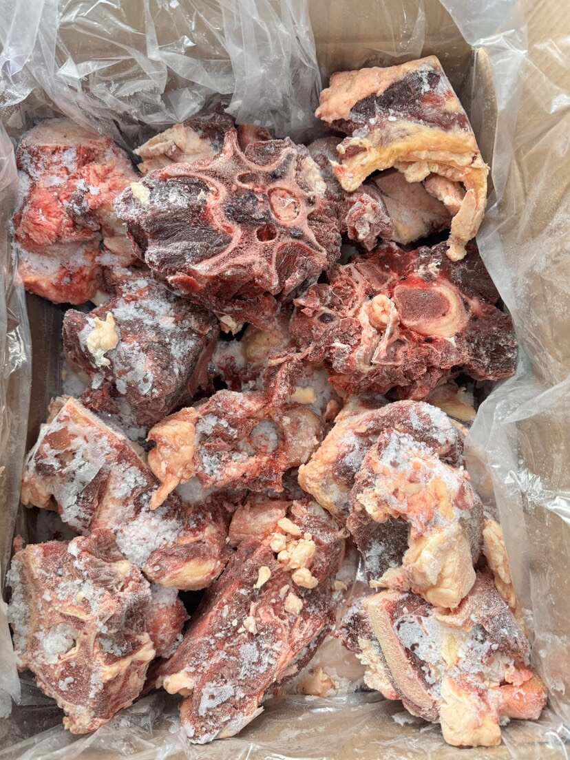 草地牛手把肉（全牛骨）