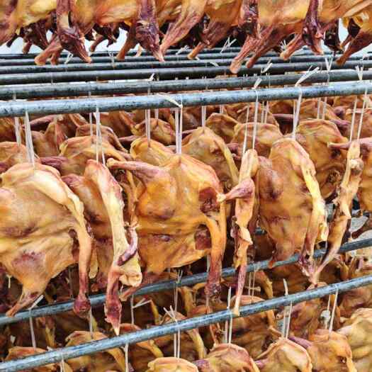 佛山风吹鸡 地摊电商批发风吹鸡腊鸡整只鸡腊鸡