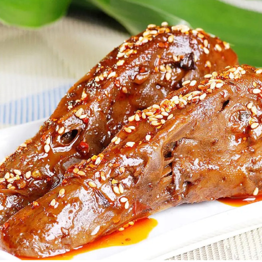 太仓市麻辣鸭头商用五香鸭脑壳零食网红小吃卤味熟食即食香辣鸭肉
