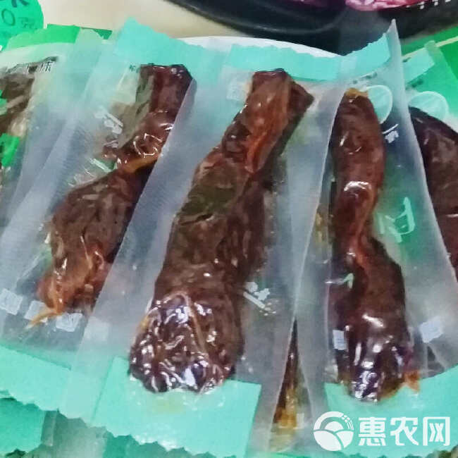 牛肉干新疆特产香辣五香孜然味熟食牛肉独立包装手撕营养零食批发