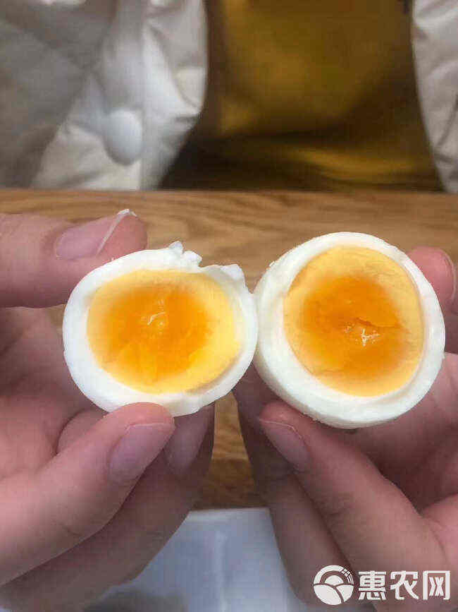 43斤批发粉壳黄心鲜鸡蛋