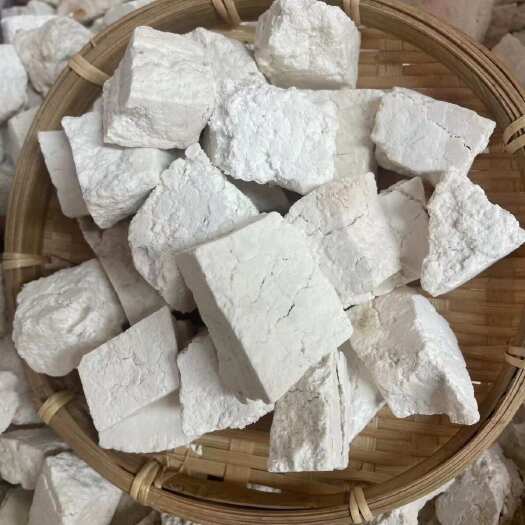 昆明茯苓中药材批发云南白茯苓坨茯苓乱坨生切云南茯苓乱坨 丁