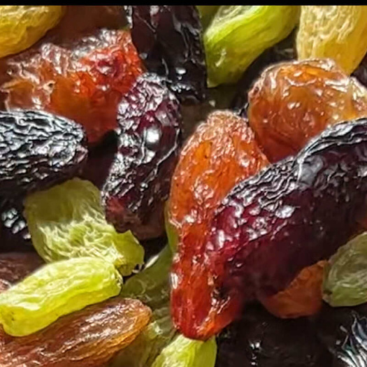 乌鲁木齐混合葡萄干新疆吐鲁番市特产免洗头茬新货葡萄干包邮批发