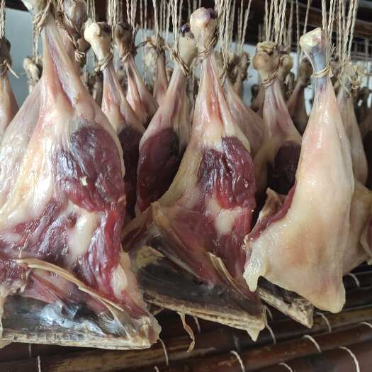 广式腊鸭腿咸香鸭腿八成干度腊香加倍