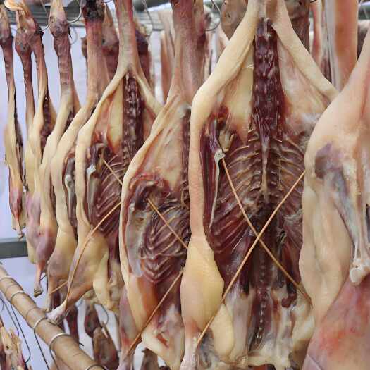 沙洋县湖北特产荆门十里风干麻鸭咸香紧实美味十足腊鸭风干腊鸭