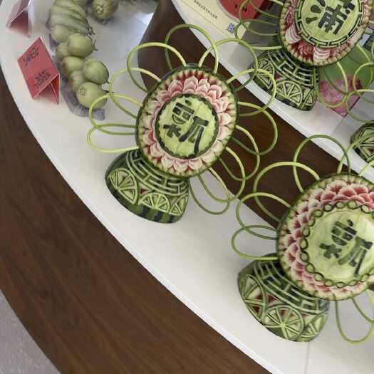 蒲城县​​陕西蒲城现摘吊篮西瓜  自然熟 脆甜多汁 产地直发