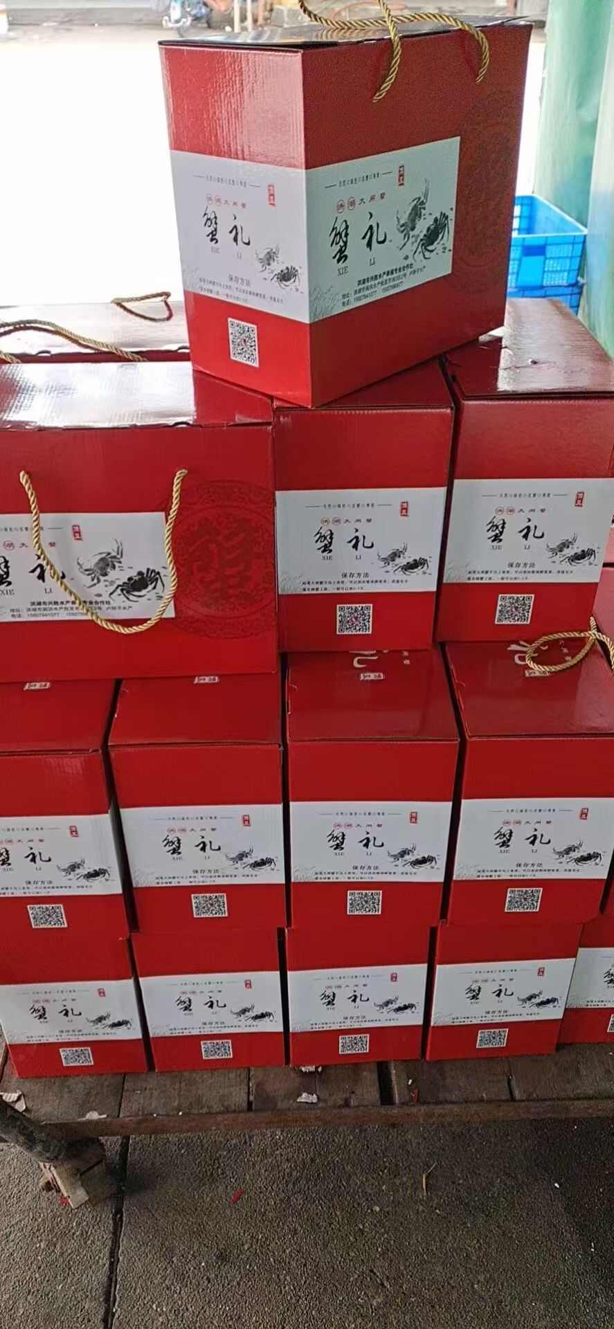 洪湖产地直发大闸蟹，螃蟹，大量上市，礼盒顺丰包邮