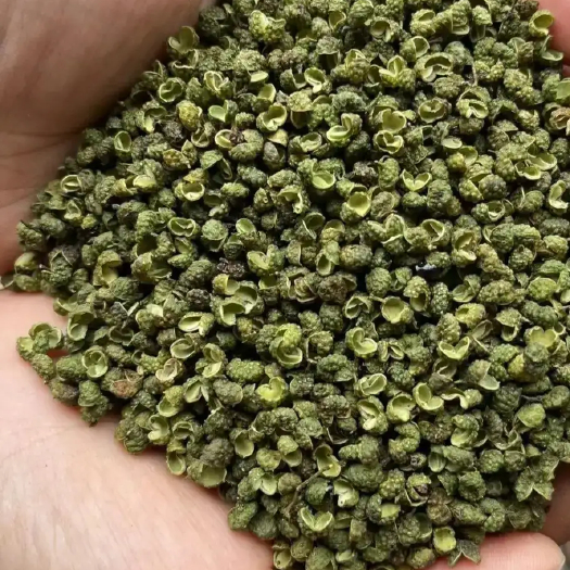 昭通干花椒/青花椒，转红椒。