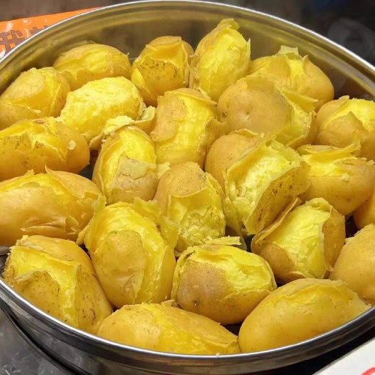 毕节贵州毕节黄心土豆新鲜出土口感绵甜适合炖煮炒菜批发零售