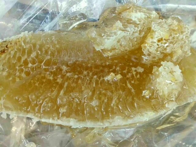湛江野生蜂蜜 塑料瓶装  2年以上