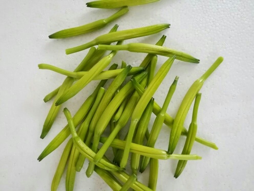 新泰市小黄花黄花菜 散装 一级