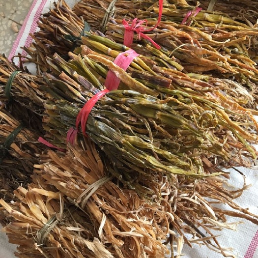 优惠嫩笋竹笋500g湖南今年新货
农家特产笋干小竹笋干竹笋干
