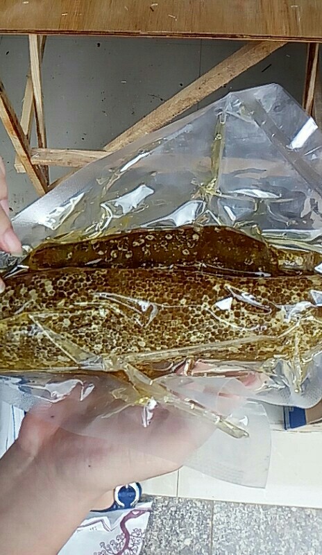 土蜂蜜 散装  2年以上