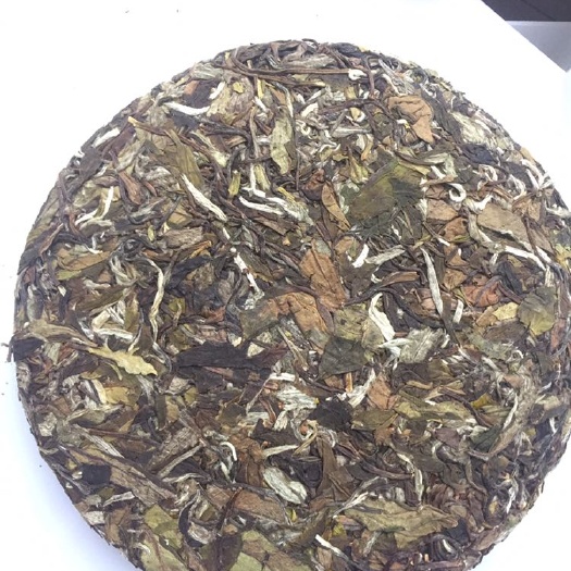 福鼎市 福鼎白茶梅山茶叶2018年贡眉饼净含量350g