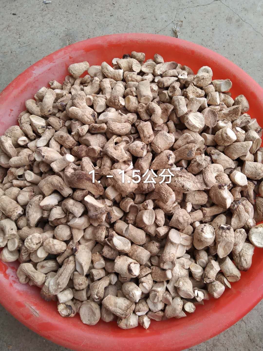 香菇脚，各种规格，年供应量500吨对接食品加工厂