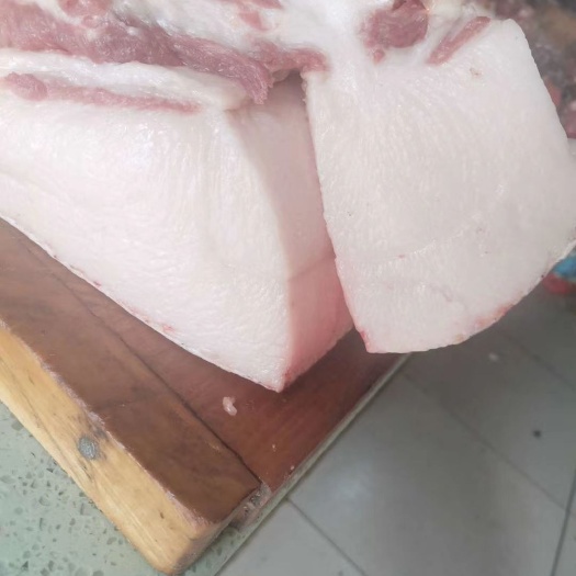 猪油  剂，纯手工高温制作。安全，卫生，留香…保持原汁原味
