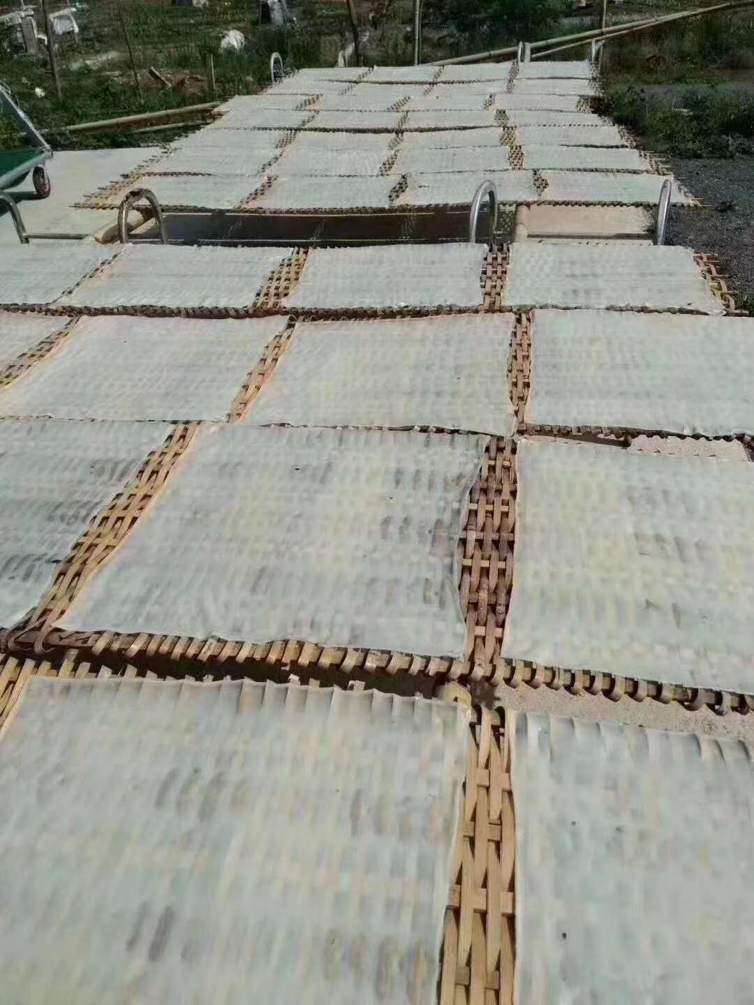 米粉米线  纯手工制作，手工扎粉