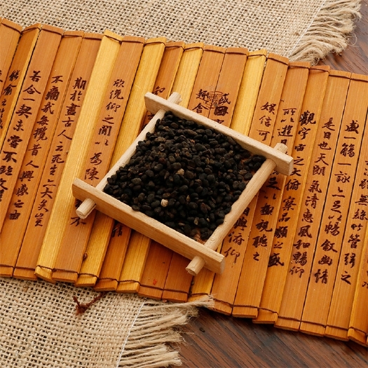 宁远县补骨脂  药理作用：温补肝肾、敛精血。其作用为滋养、收敛；另有抗菌作用