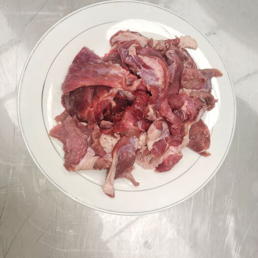 阳信县带筋牛碎肉，瘦肉比例高，适合餐饮店，包子铺，肉汤店用。
