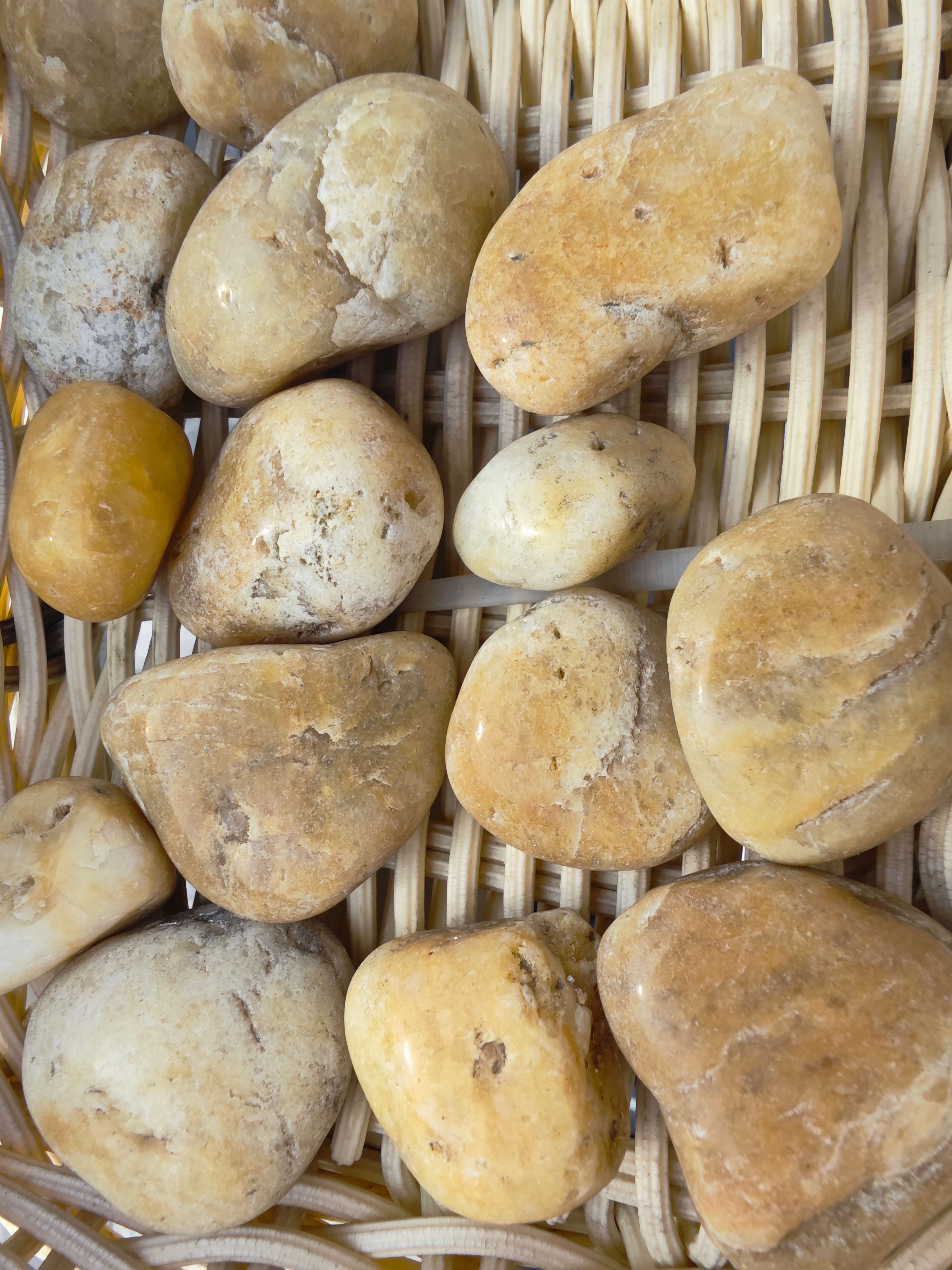 黑砾石白石春灰石米水洗石机制石铺路石