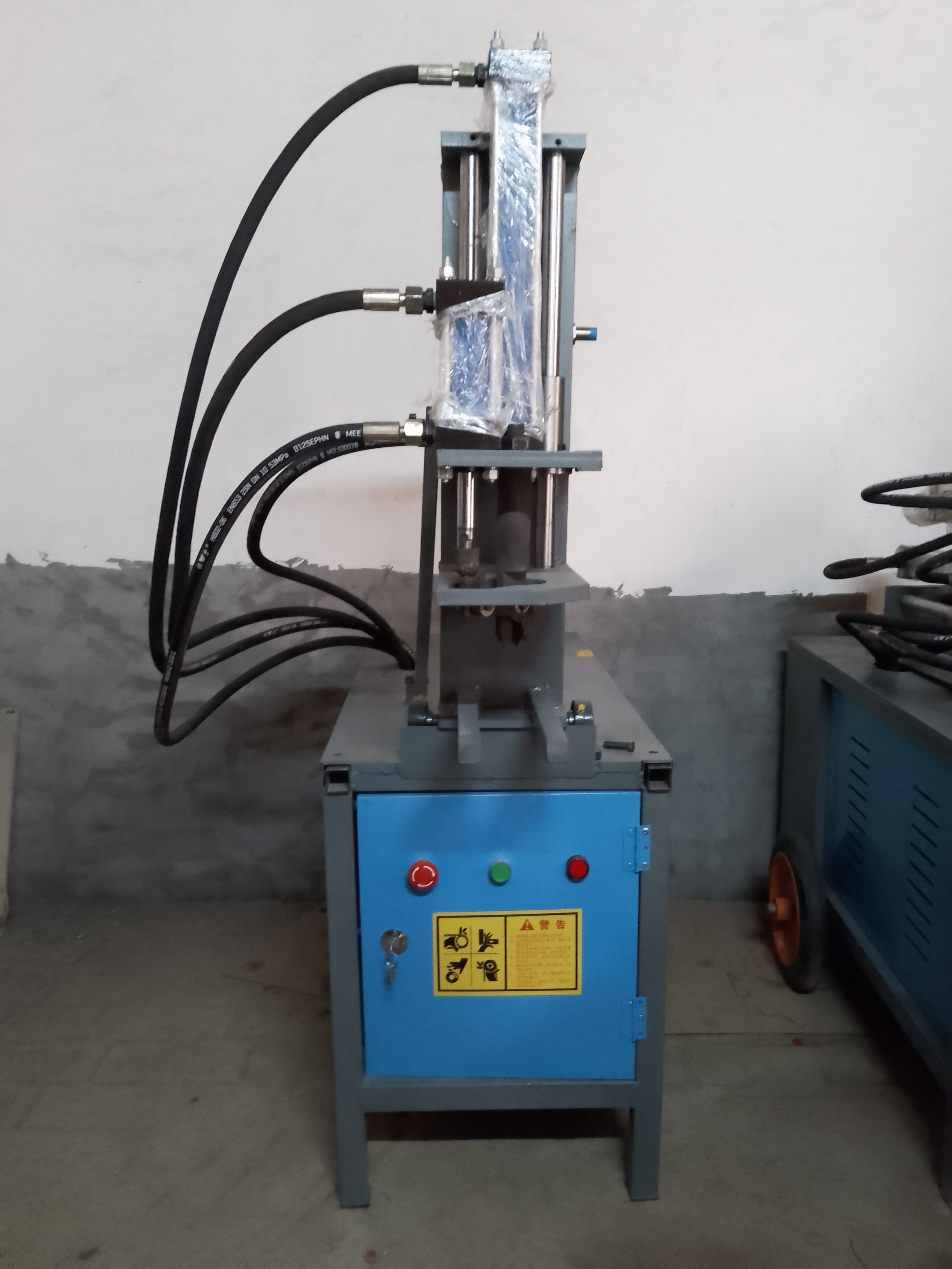 旧木方，起钉机，