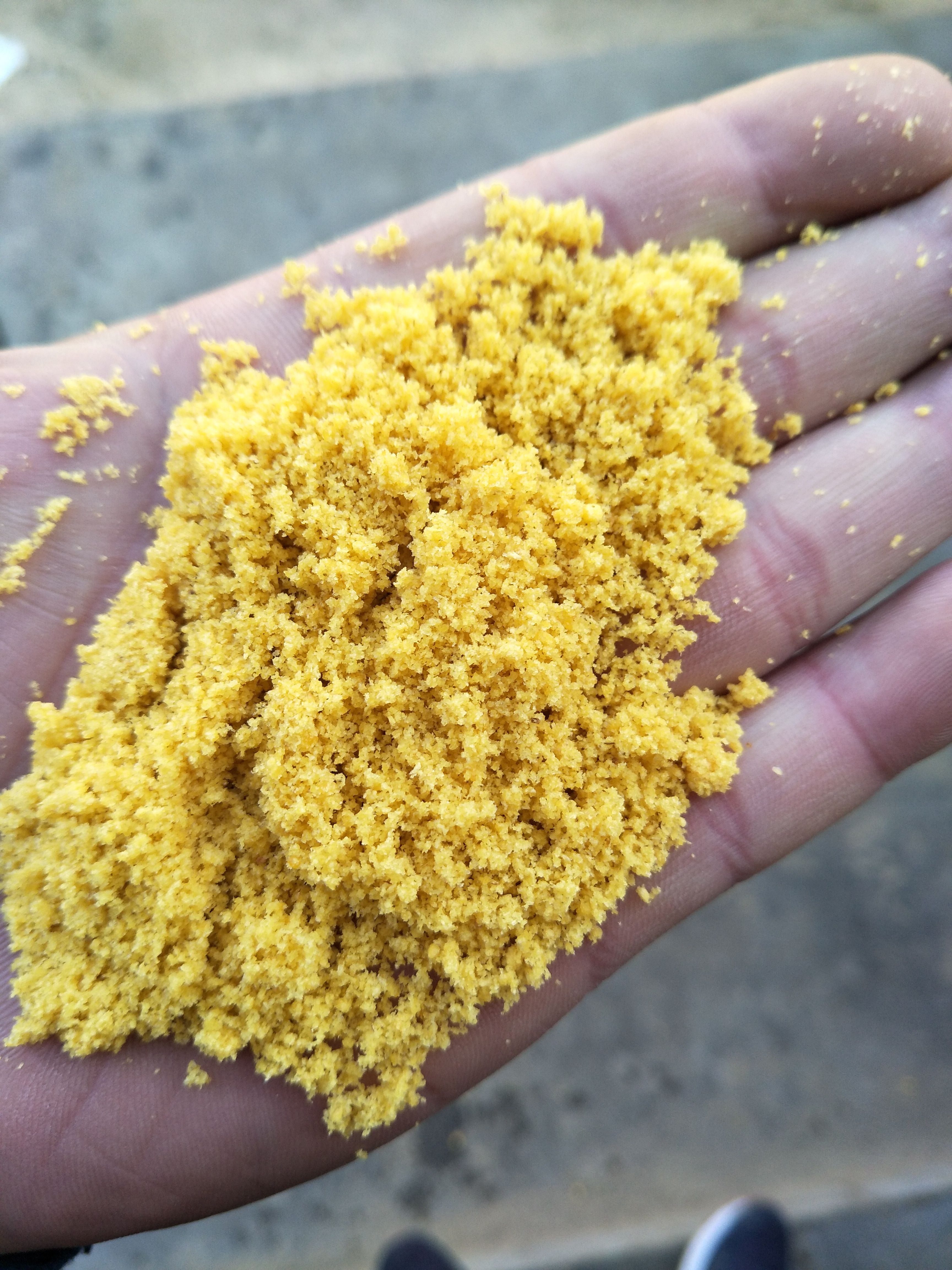 高蛋宝，脂肪50，富含丰富的脑磷脂和卵磷脂，延长蛋鸡高峰期