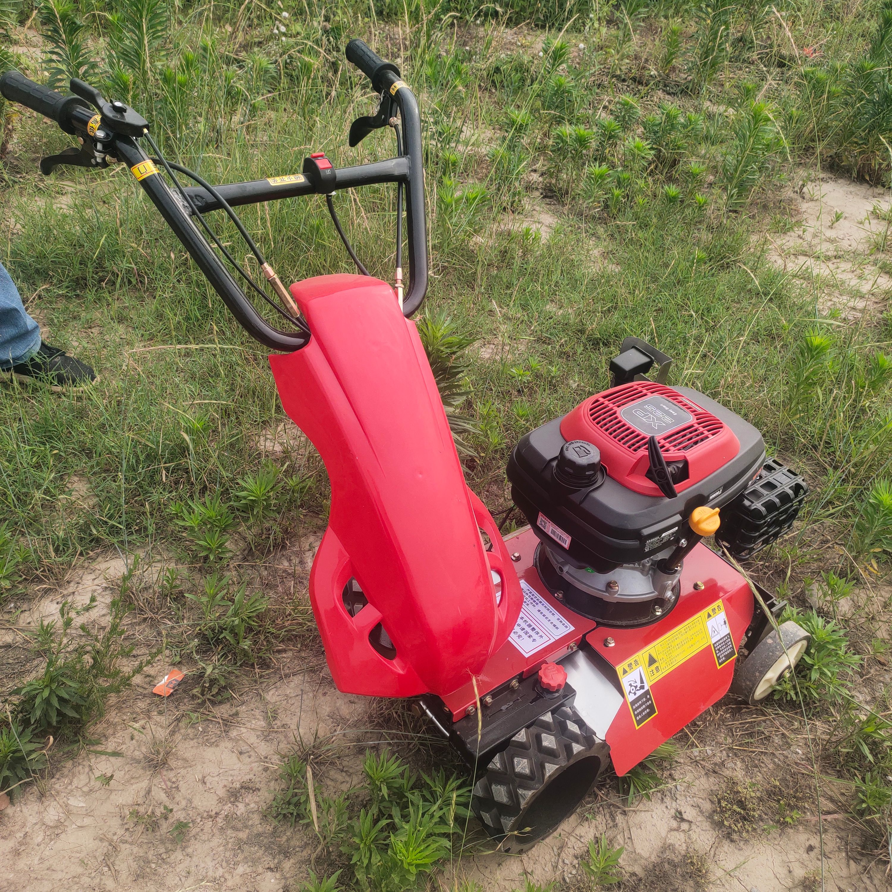 果园割草机  碎草机  自走式割草机  小型果园割草机除草轮