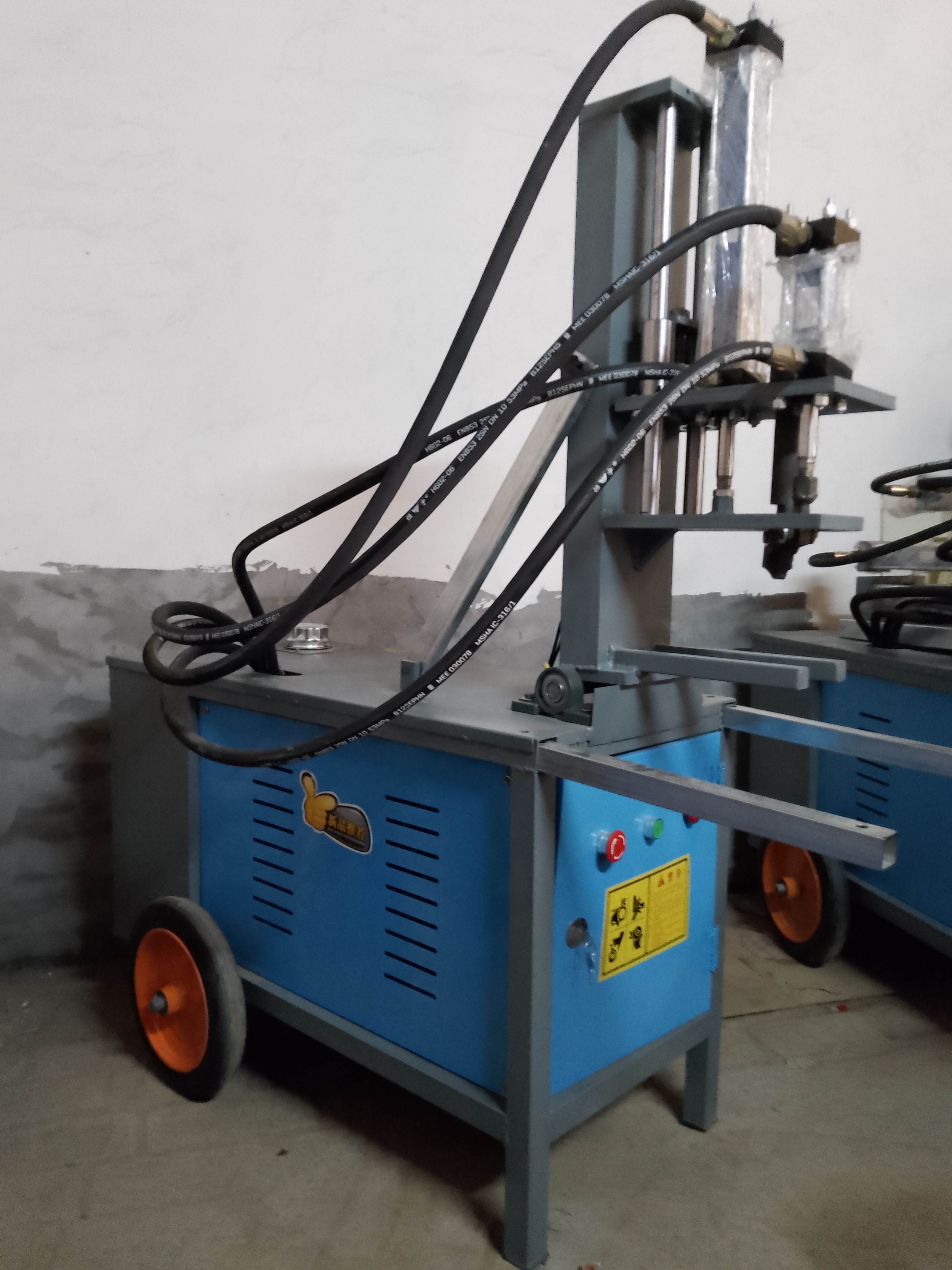 旧木方，起钉机，