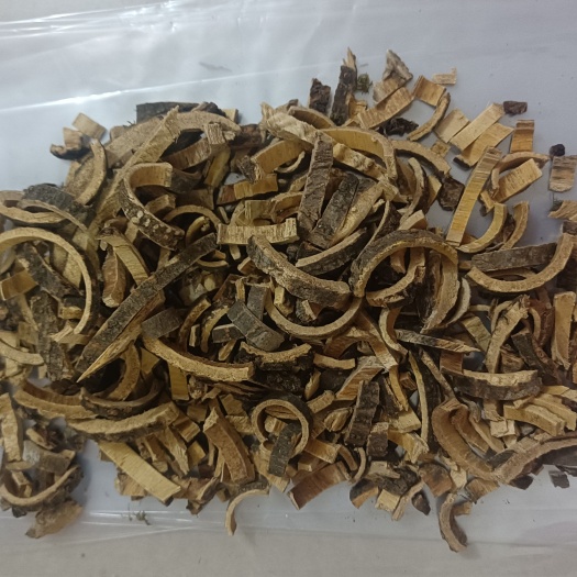 玉林合欢皮别名合昏皮夜台皮合欢木皮绒树乌绒树夜合